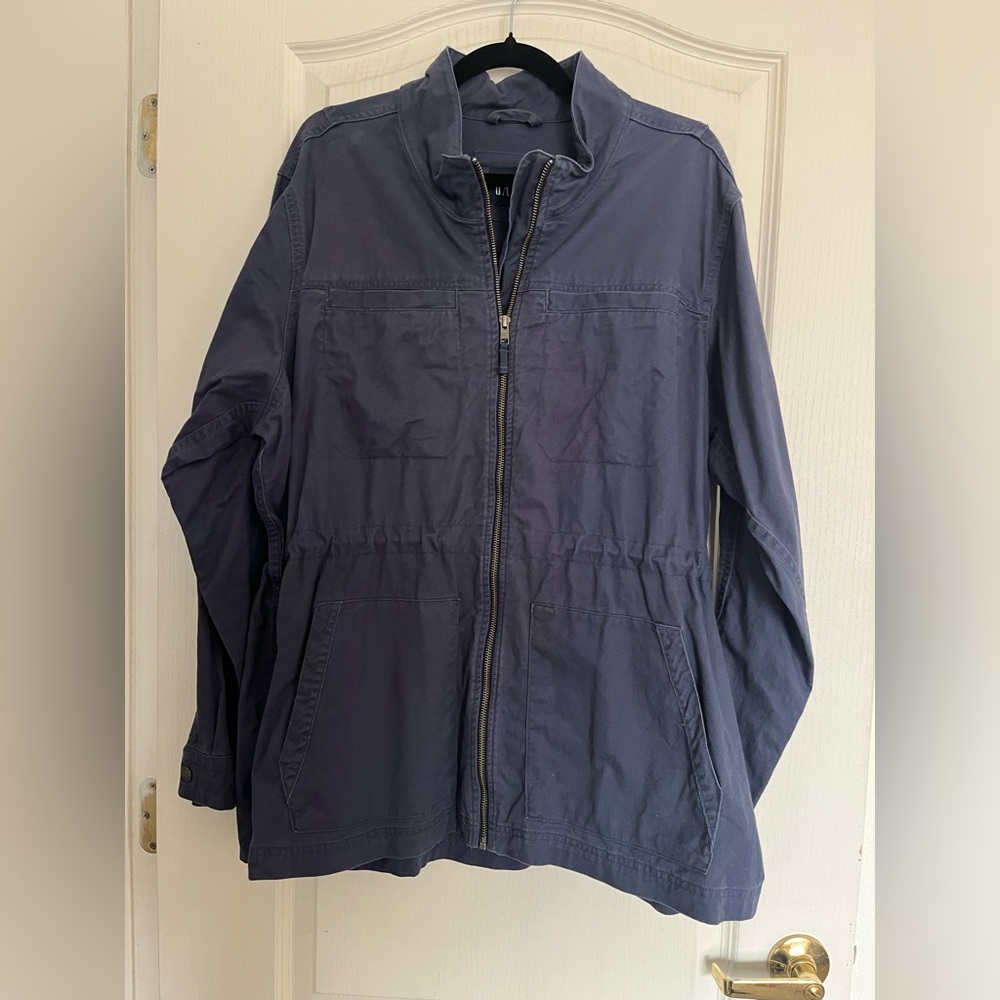 Gap jacket.  Snap wrist. 4 pockets. XXL